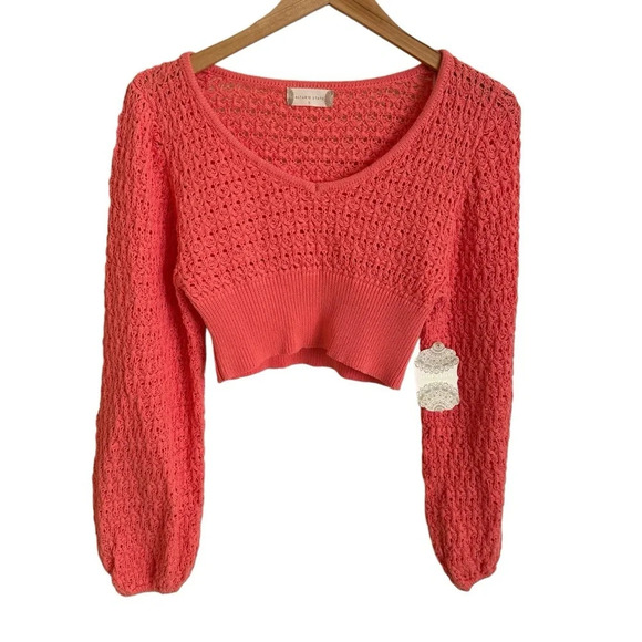NWT Altar’d State size Small Coral Open Knit Crochet Cropped Sweater V Neck New - Picture 2 of 6